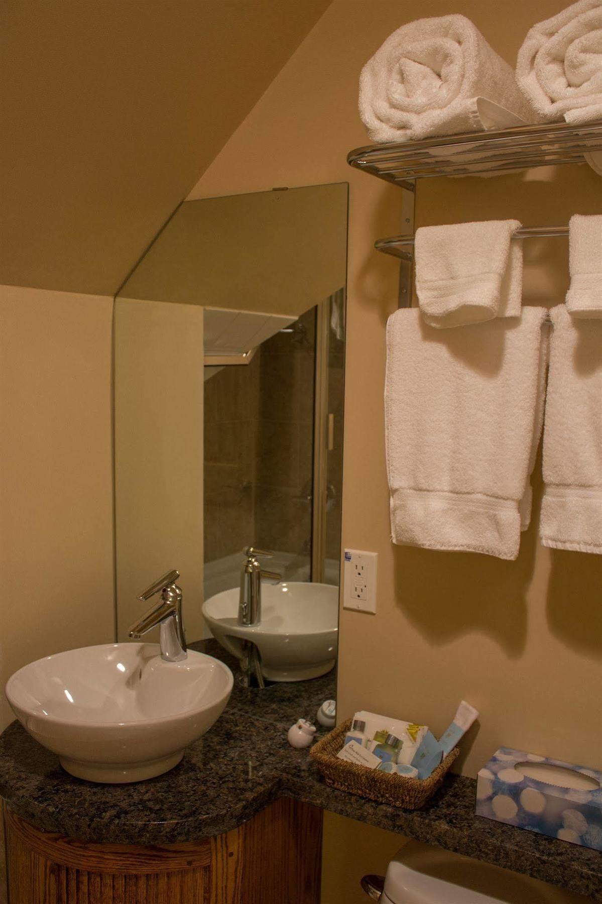 Genelle House B&B Guest House מראה חיצוני תמונה