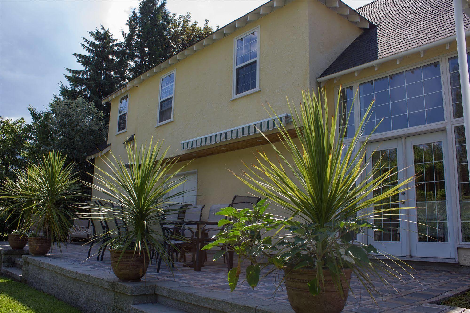 Genelle House B&B Guest House מראה חיצוני תמונה